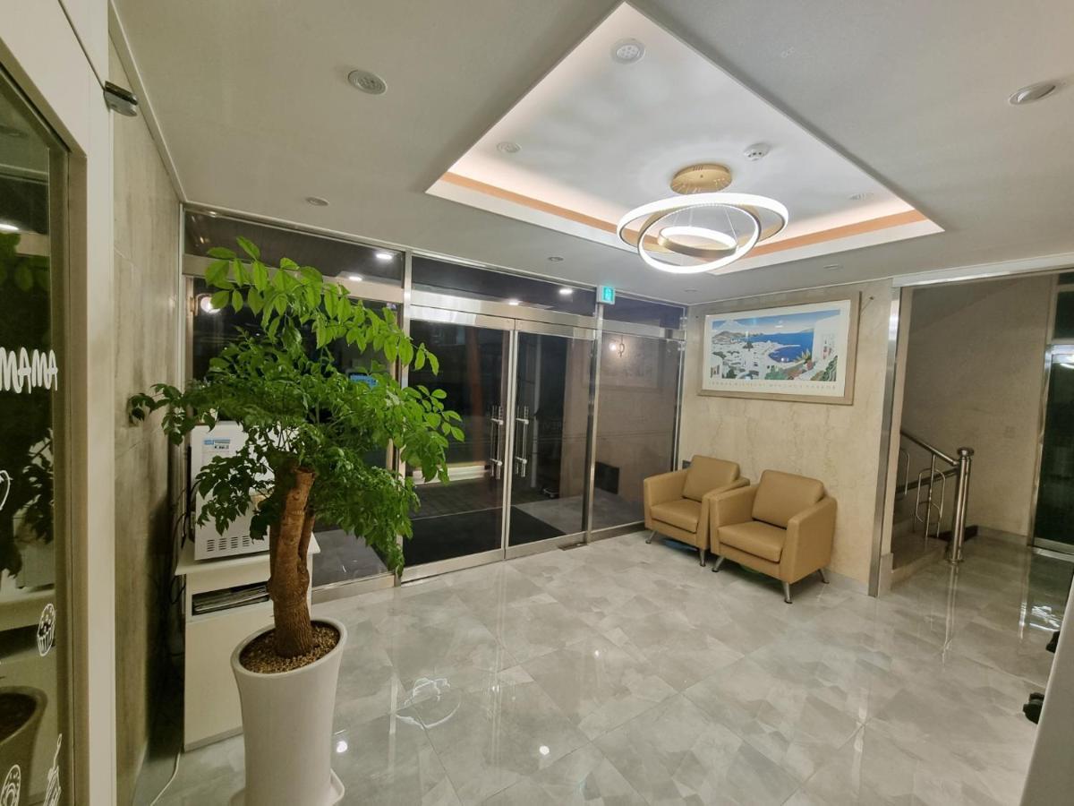 Trevi Hotel Jeju Buitenkant foto