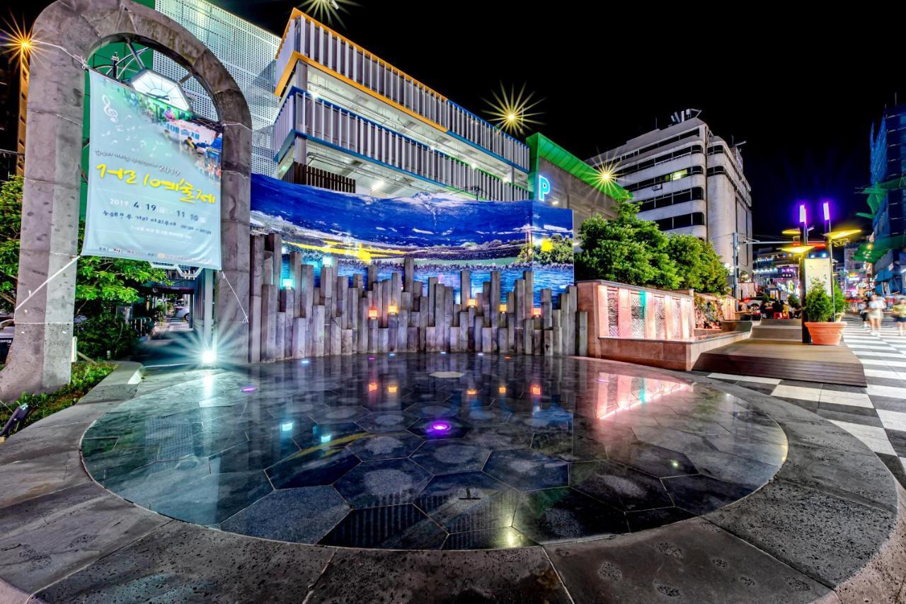 Trevi Hotel Jeju Buitenkant foto